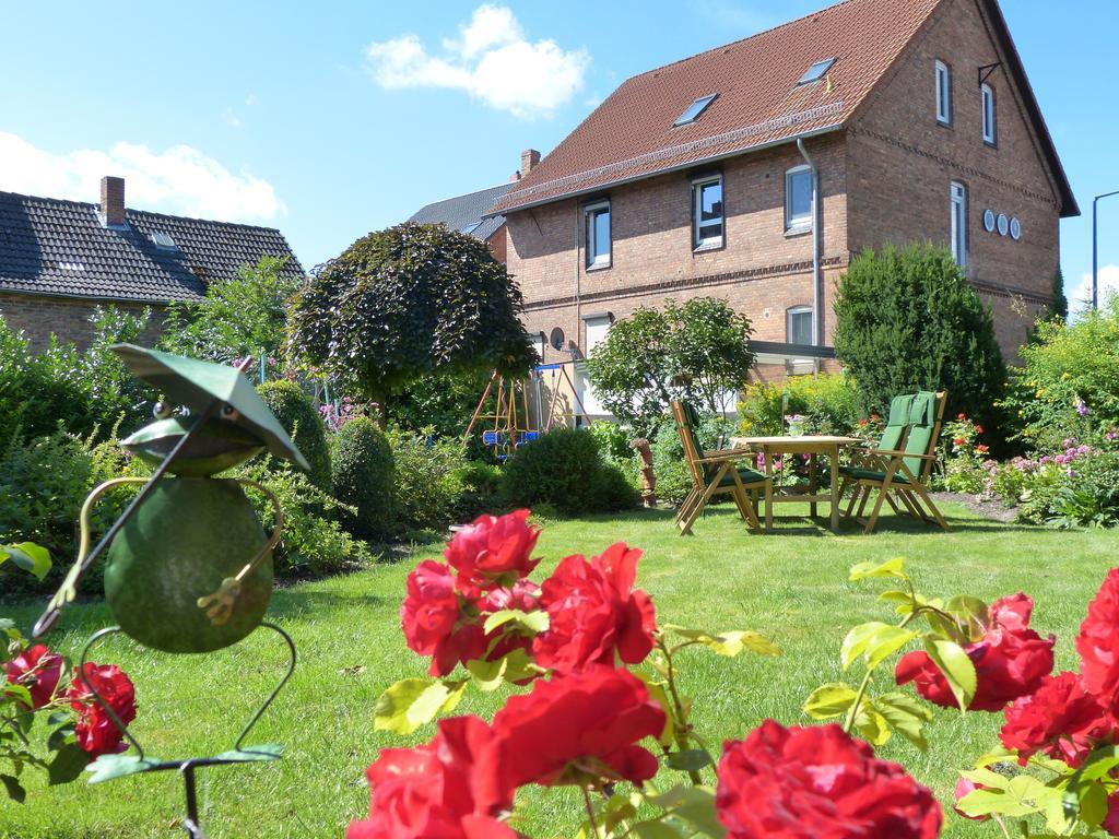 Hotel Landhaus Bolzum Sehnde Exterior foto